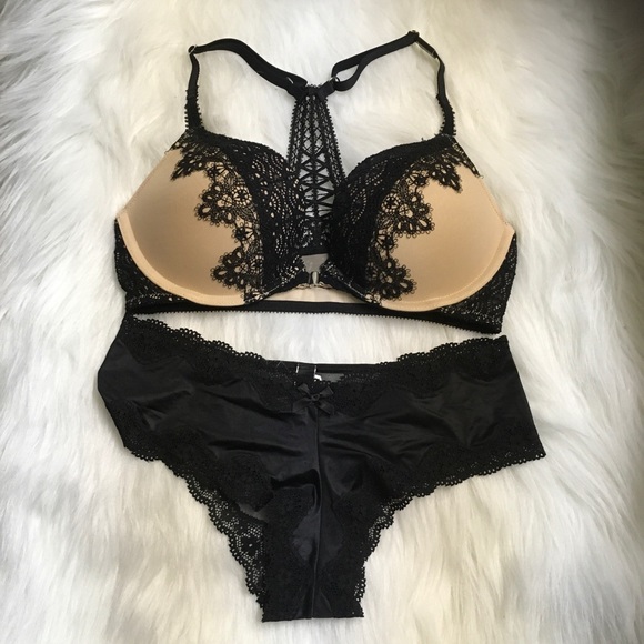 Victoria's Secret Other - NWT Victoria Secret Dream Angels bra set